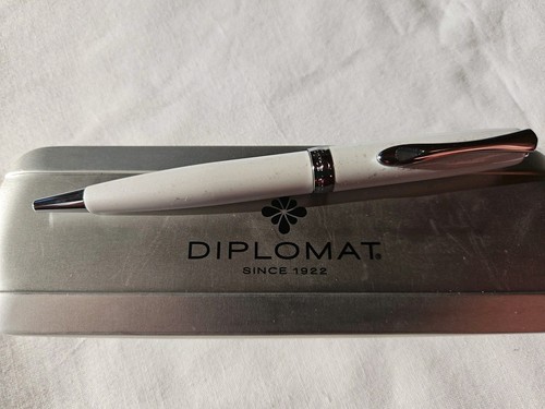 Diplomat excellence - excellence, a2