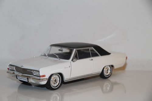 Hachette opel diplomat - 1/24,
